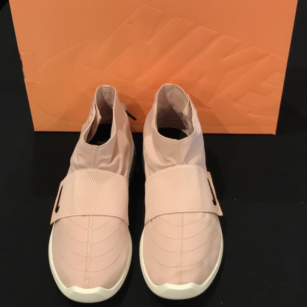 NIKE AIR-FEAR OF GOD MOC